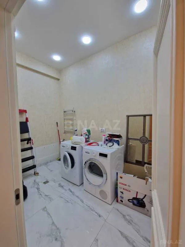 Kirayə verilir 5 otaqlı mənzil 320 m²