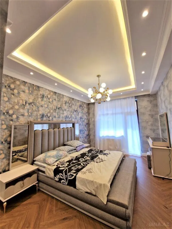 Kirayə verilir 5 otaqlı mənzil 320 m²