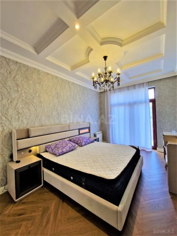 Kirayə verilir 5 otaqlı mənzil 320 m²