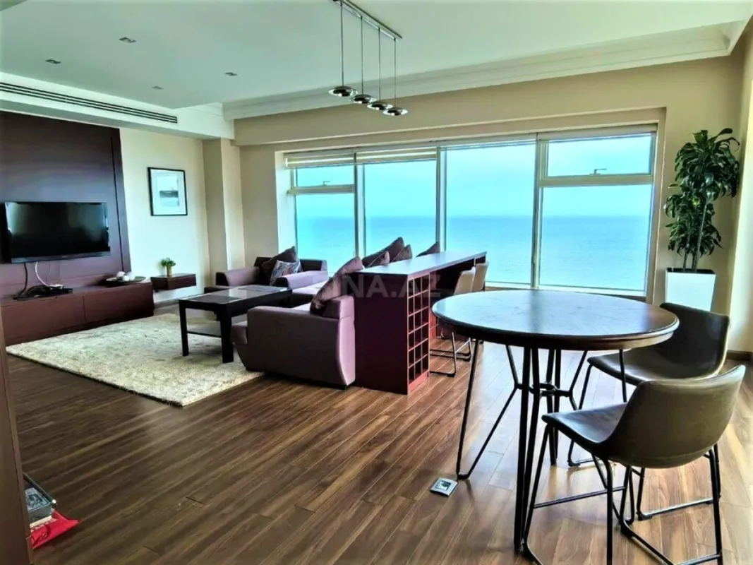 Kirayə verilir 2 otaqlı mənzil 120 m²