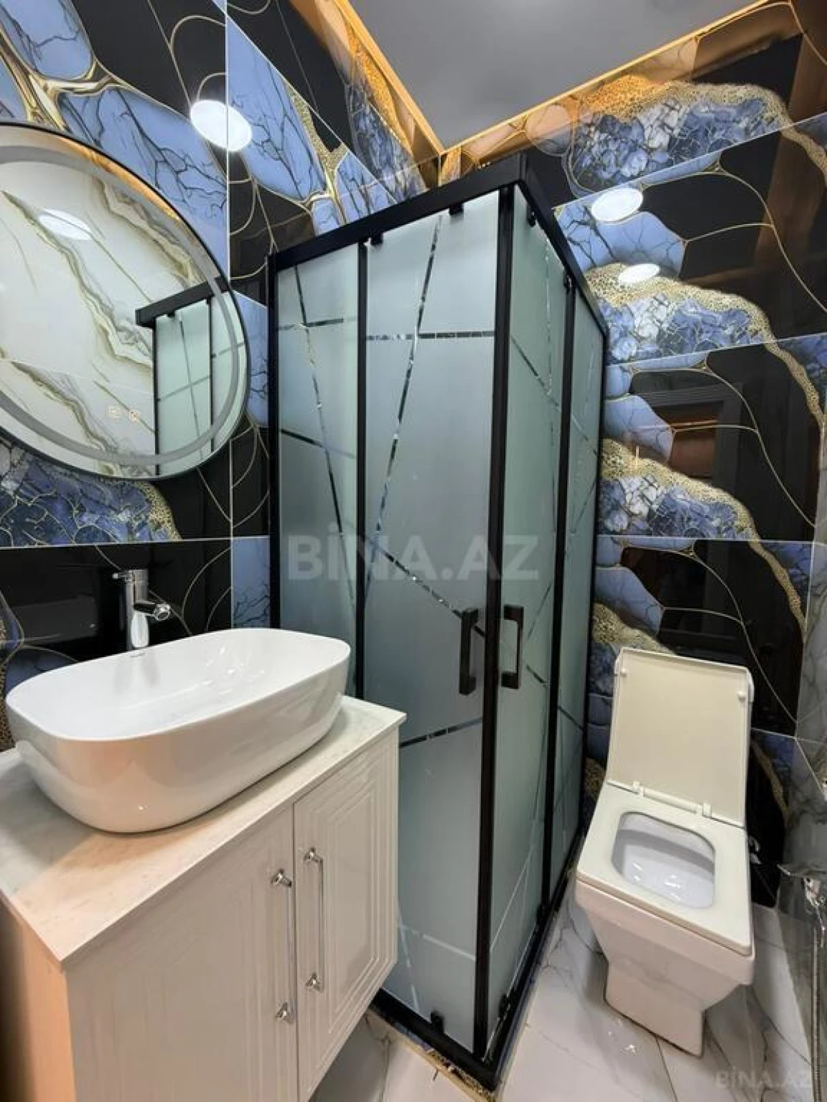 Satılır 2 otaqlı mənzil 88 m²