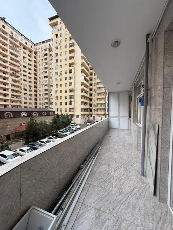 Satılır 2 otaqlı mənzil 88 m²