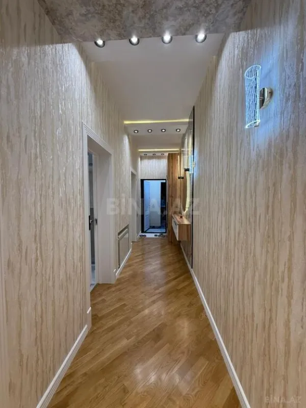 Satılır 2 otaqlı mənzil 88 m²