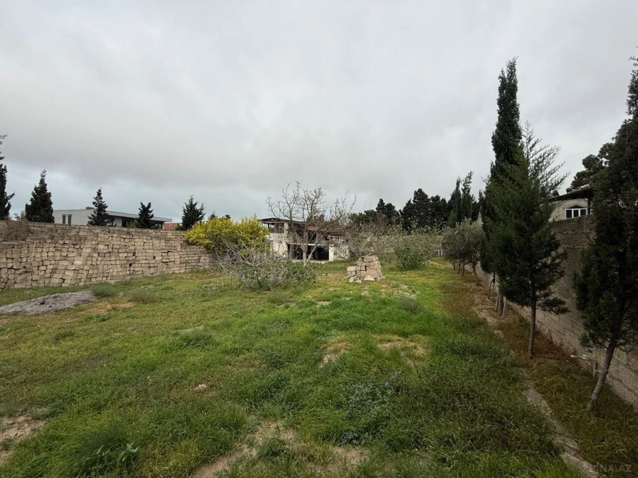 Satılır torpaq sahəsi 10 m²