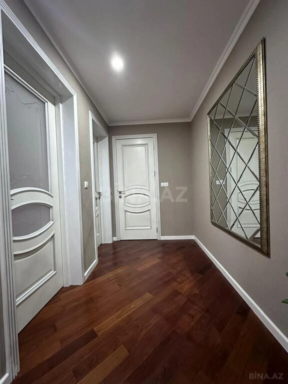 Kirayə verilir 3 otaqlı mənzil 115 m²
