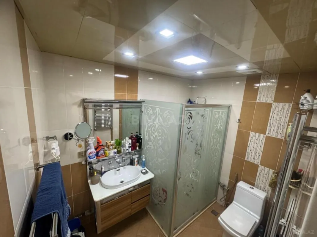 Satılır 4 otaqlı mənzil 201 m²