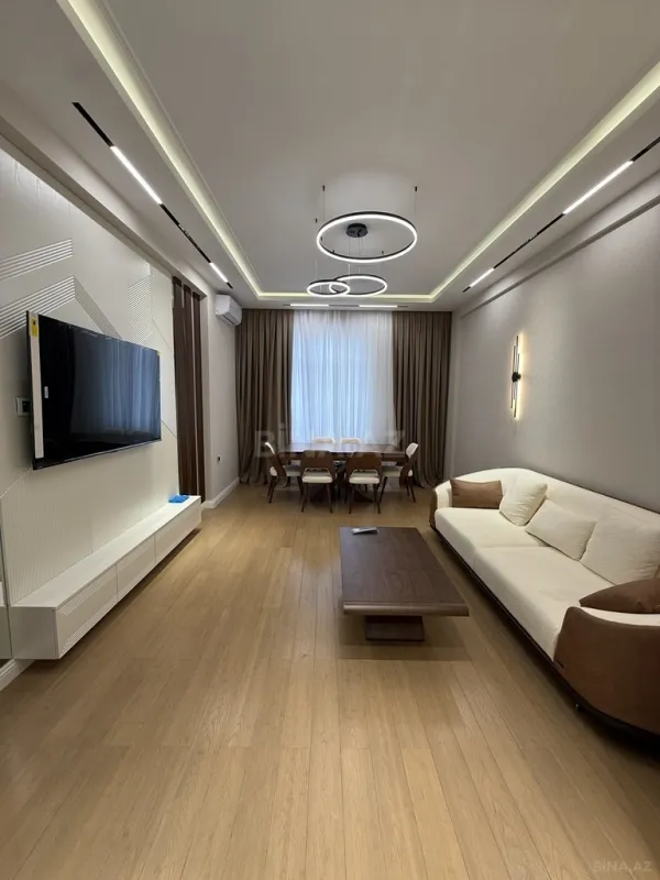 Satılır 2 otaqlı mənzil 86 m²