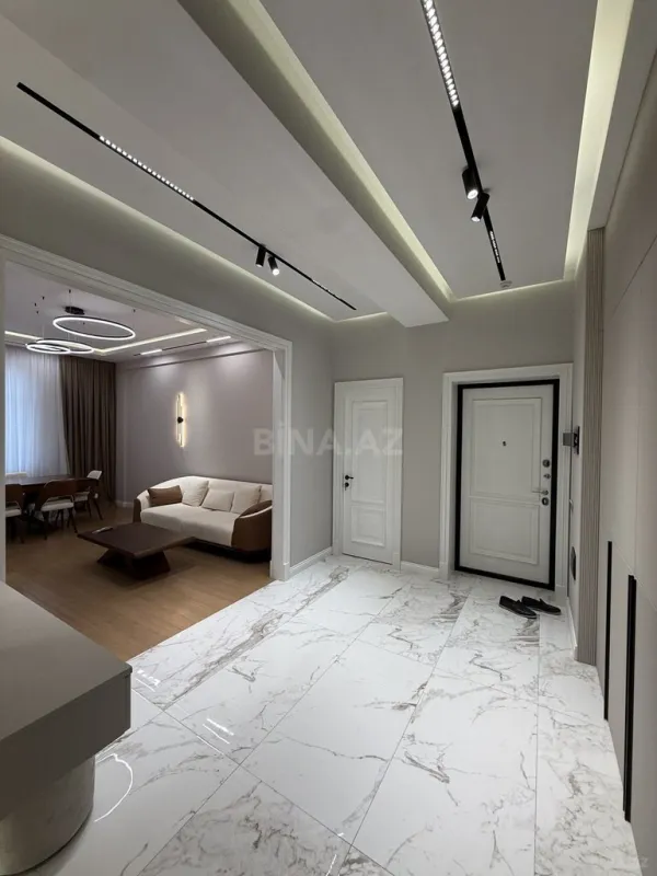 Satılır 2 otaqlı mənzil 86 m²