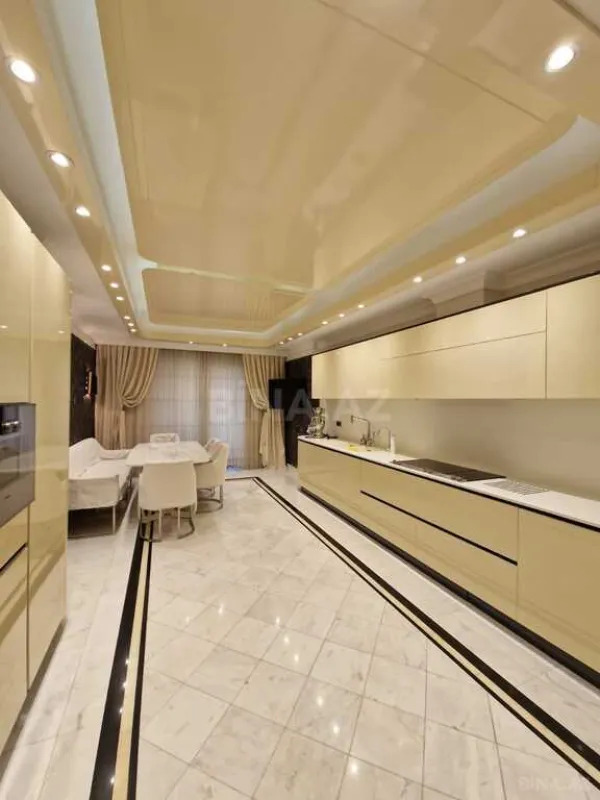 Kirayə verilir 5 otaqlı mənzil 410 m²