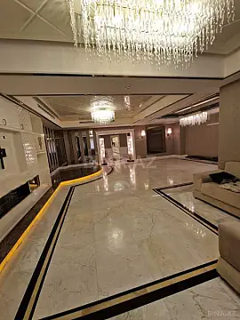Kirayə verilir 5 otaqlı mənzil 410 m²