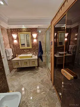 Kirayə verilir 5 otaqlı mənzil 410 m²