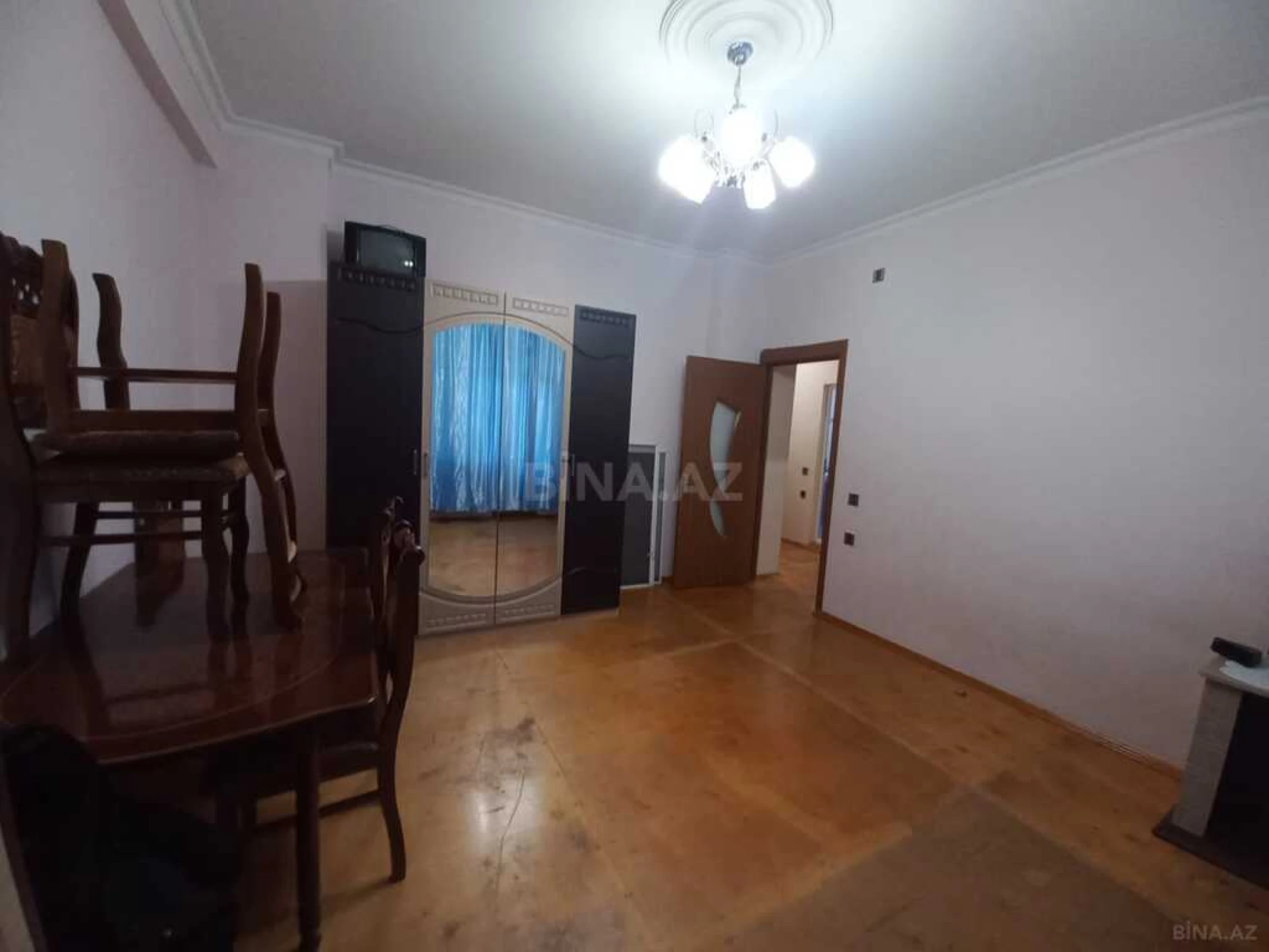 Satılır 2 otaqlı mənzil 55 m²