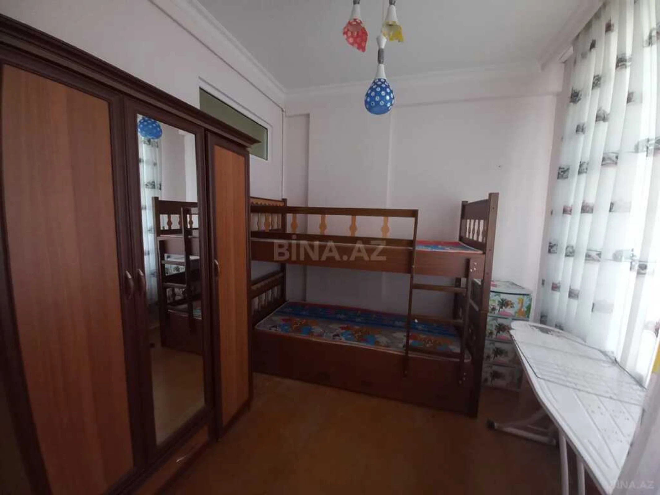 Satılır 2 otaqlı mənzil 55 m²
