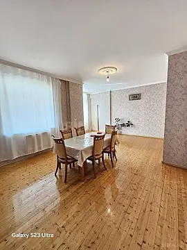 Satılır 5 otaqlı mənzil 167 m²