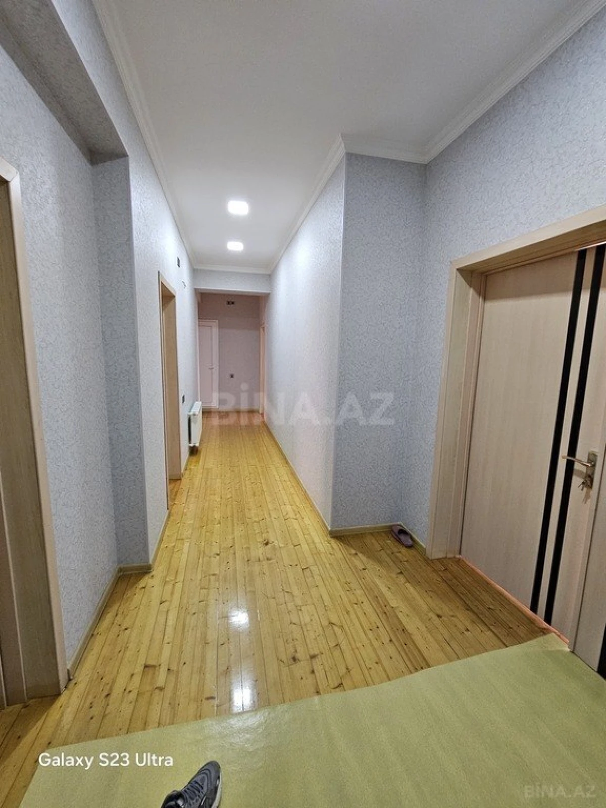 Satılır 5 otaqlı mənzil 167 m²