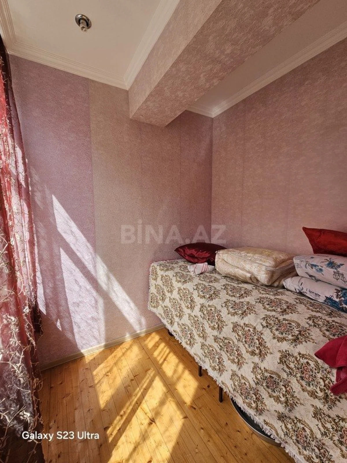 Satılır 5 otaqlı mənzil 167 m²