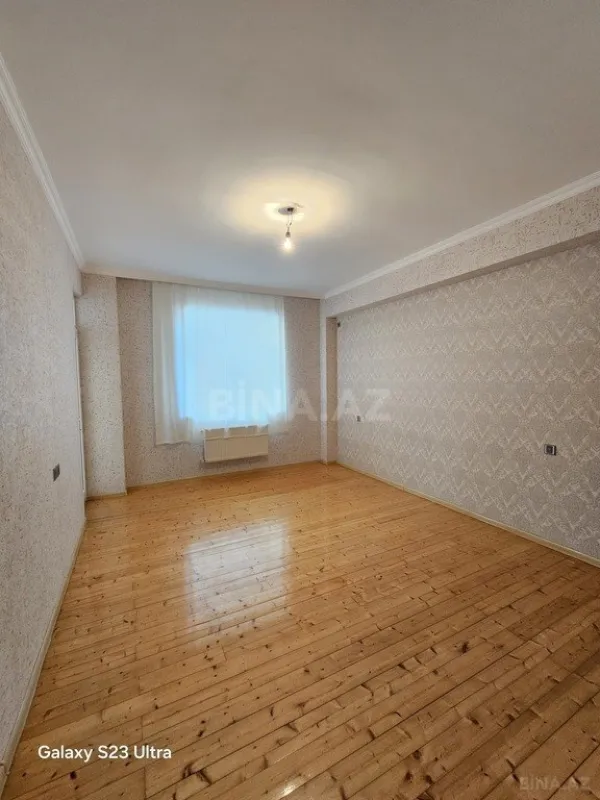 Satılır 5 otaqlı mənzil 167 m²