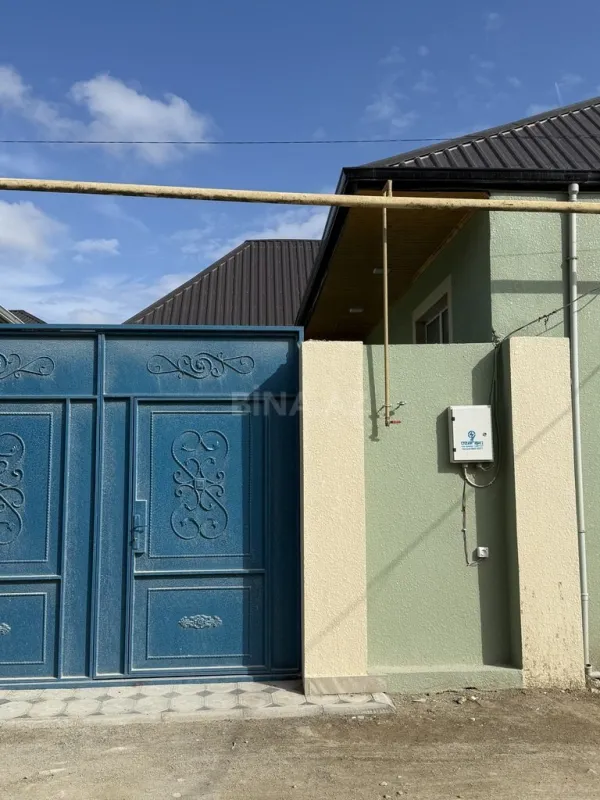 Satılır 4 otaqlı həyət evi 100 m²