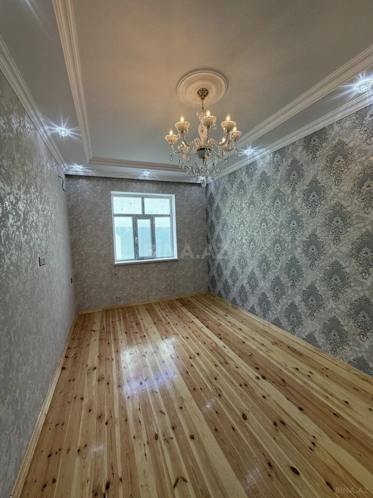 Satılır 4 otaqlı həyət evi 100 m²