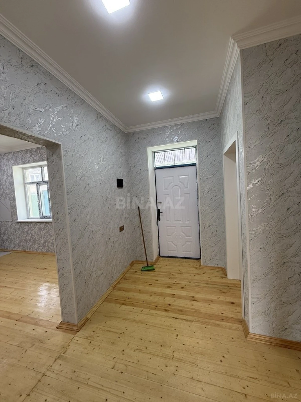 Satılır 4 otaqlı həyət evi 100 m²