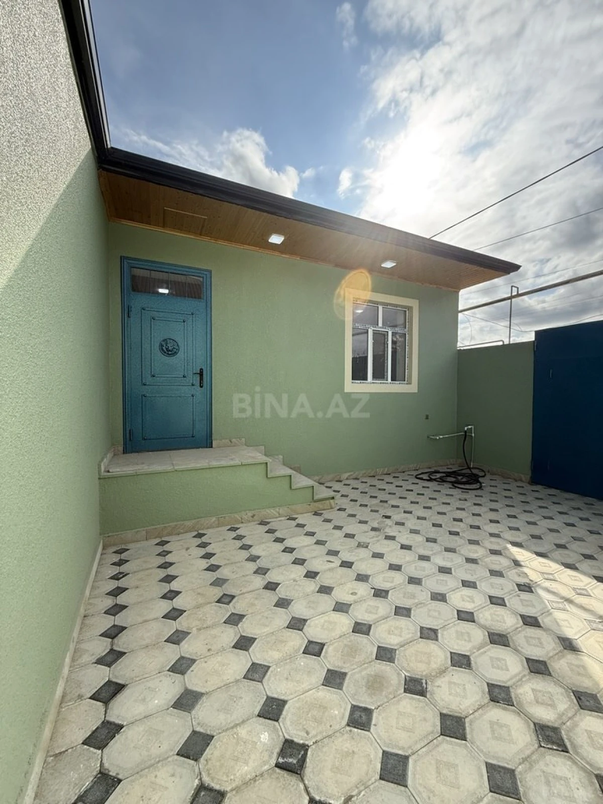 Satılır 4 otaqlı həyət evi 100 m²