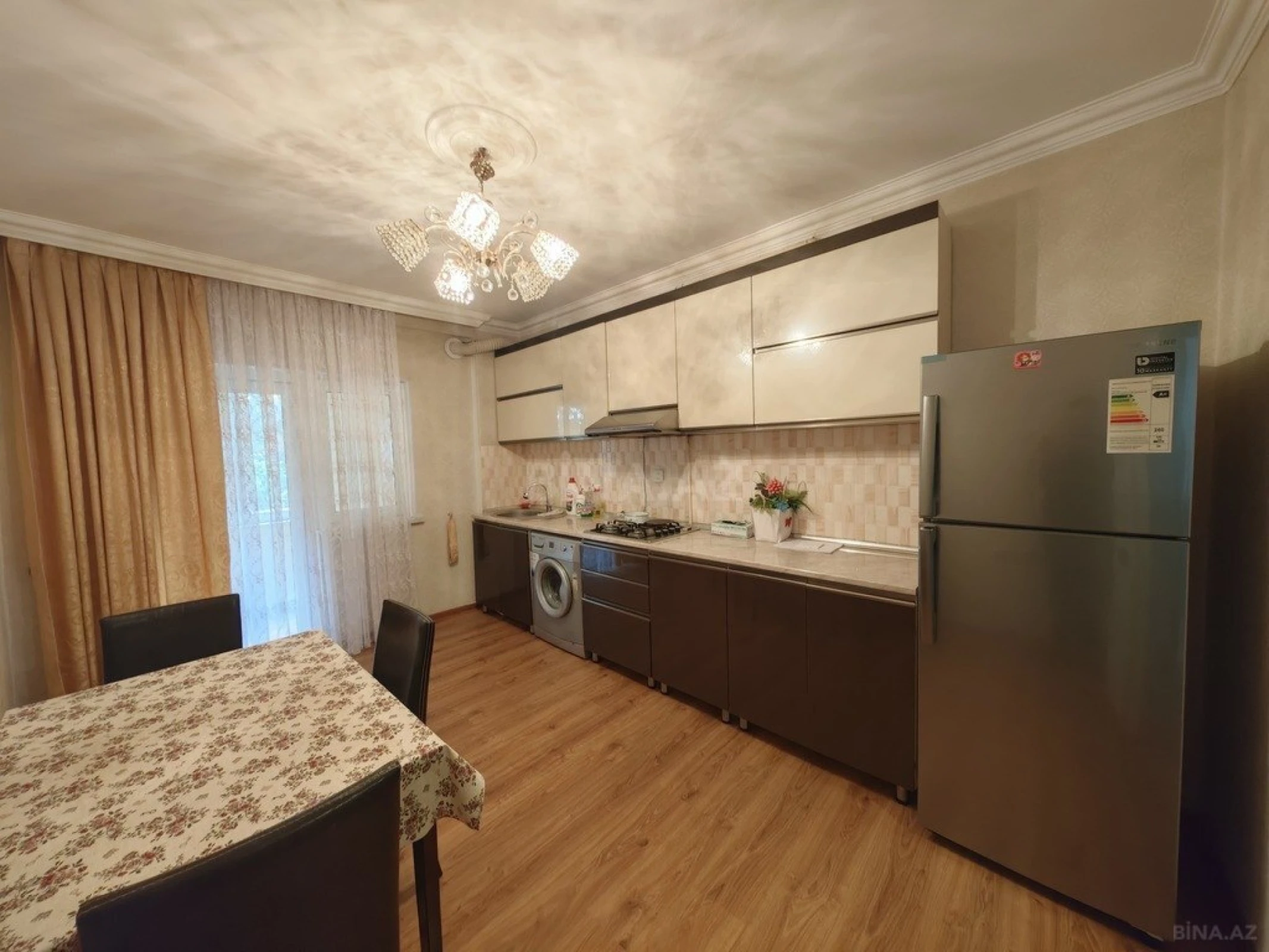 Satılır 2 otaqlı mənzil 60 m²