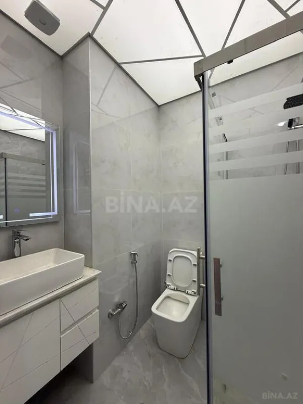 Satılır 2 otaqlı mənzil 61 m²