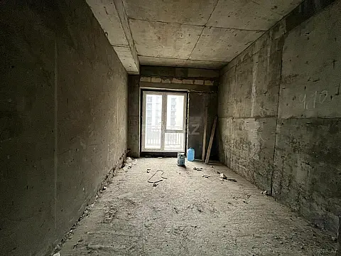 Satılır 3 otaqlı mənzil 146 m²