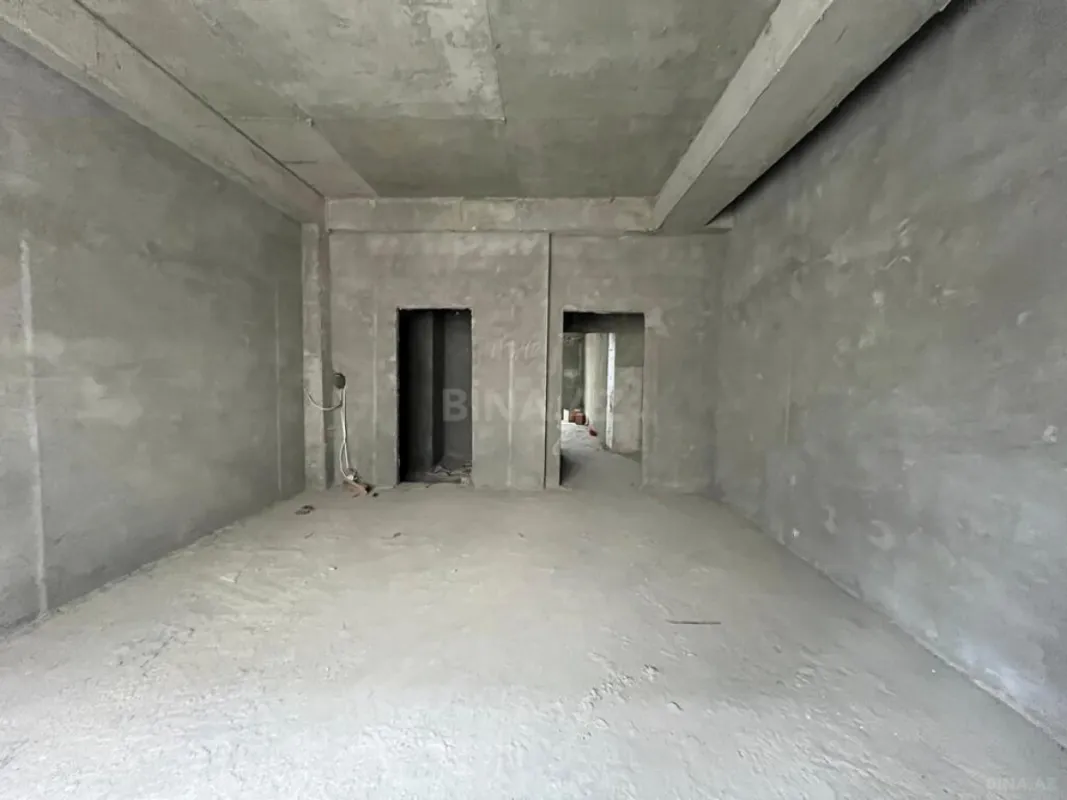 Satılır 3 otaqlı mənzil 146 m²