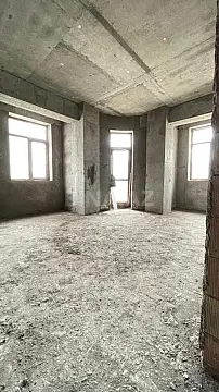 Satılır 2 otaqlı mənzil 85 m²