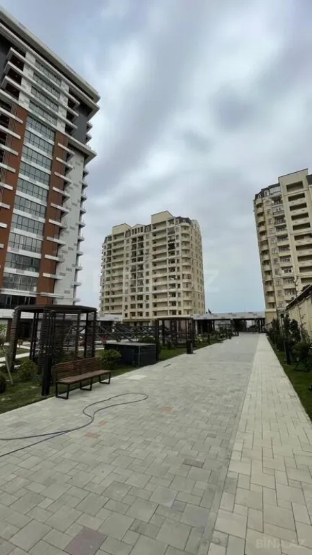 Satılır 2 otaqlı mənzil 85 m²