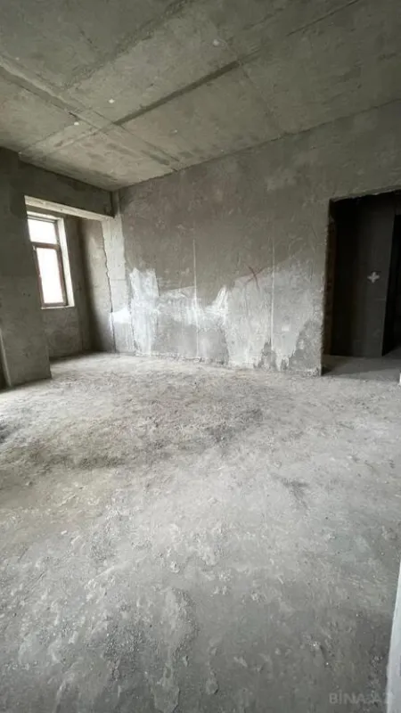 Satılır 2 otaqlı mənzil 85 m²