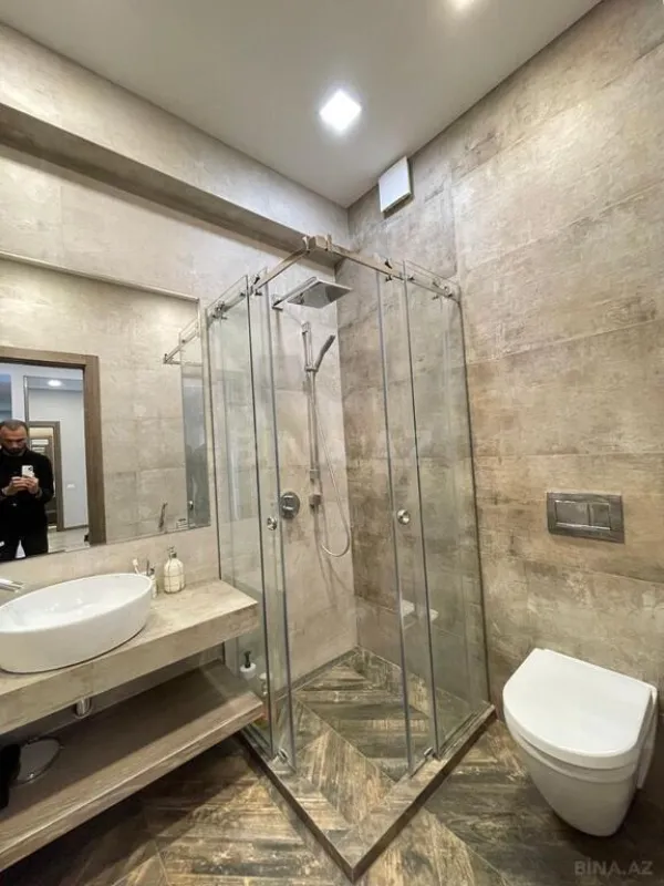 Satılır 3 otaqlı mənzil 125 m²