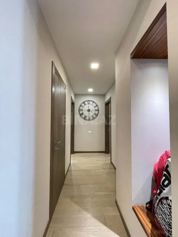 Satılır 3 otaqlı mənzil 125 m²