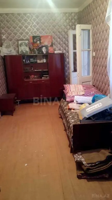 Satılır 6 otaqlı həyət evi 185 m²