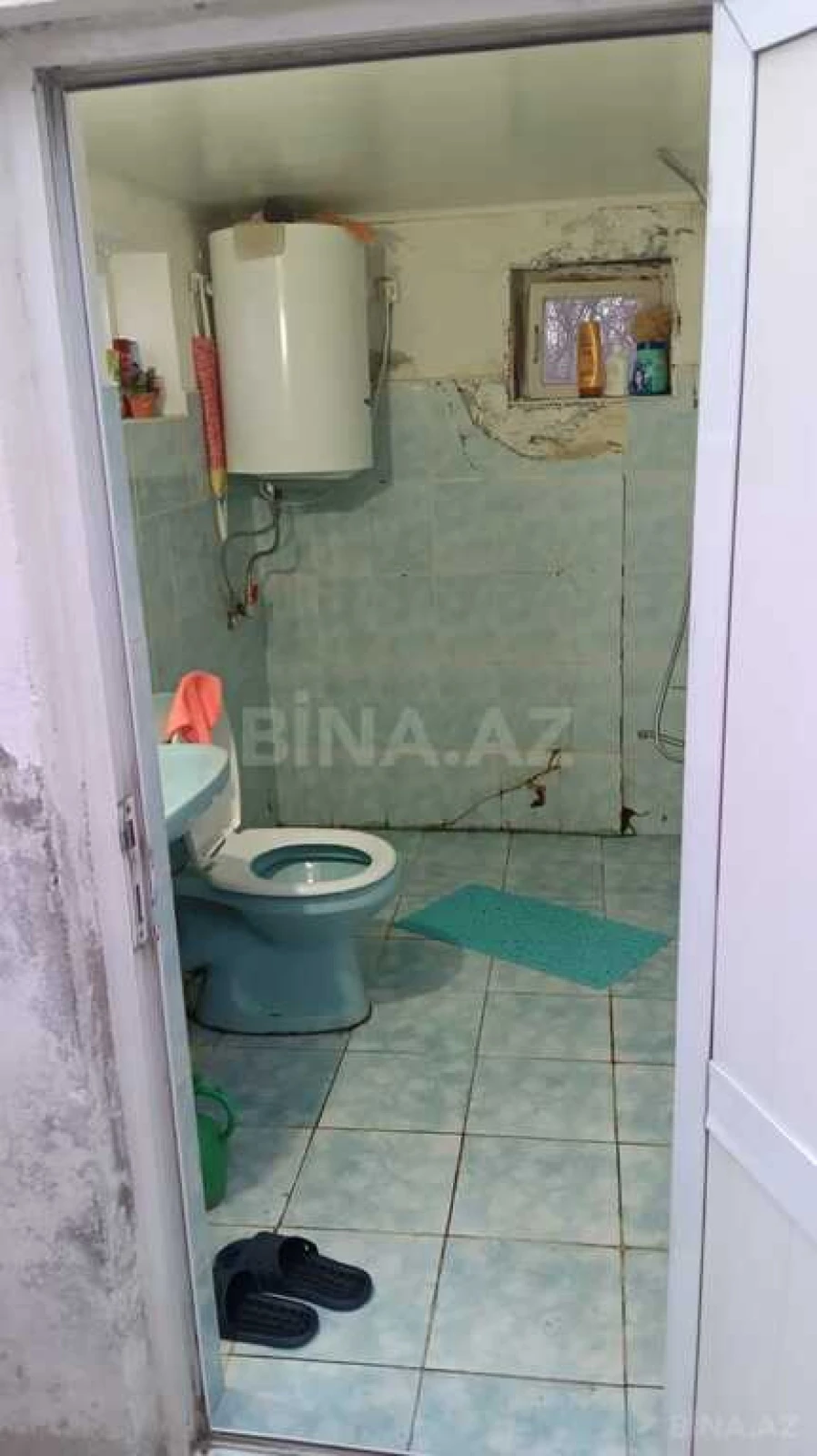 Satılır 6 otaqlı həyət evi 185 m²