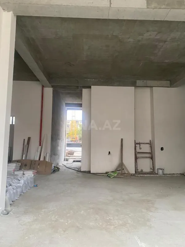 Satılır obyekt 82 m²