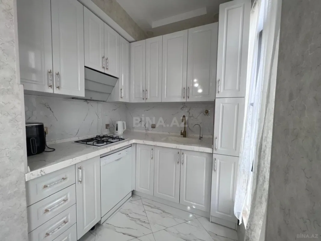 Satılır 2 otaqlı mənzil 80 m²