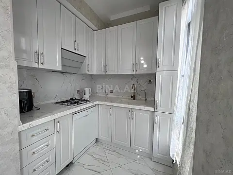 Satılır 2 otaqlı mənzil 80 m²