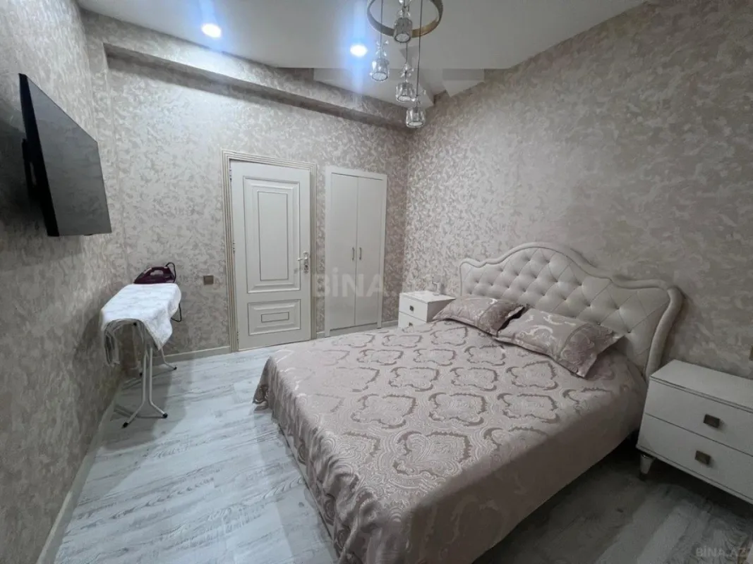 Satılır 2 otaqlı mənzil 80 m²