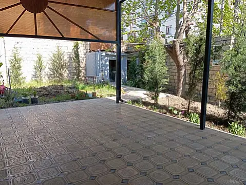 Satılır 5 otaqlı həyət evi 95 m²