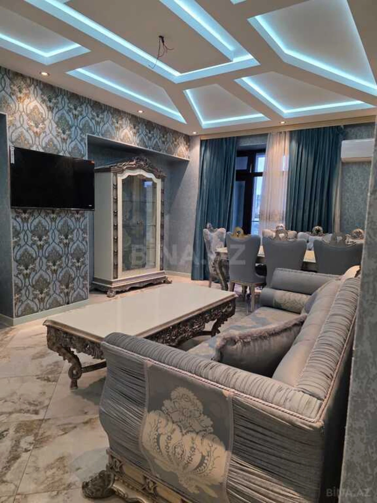 Kirayə verilir 3 otaqlı mənzil 148 m²