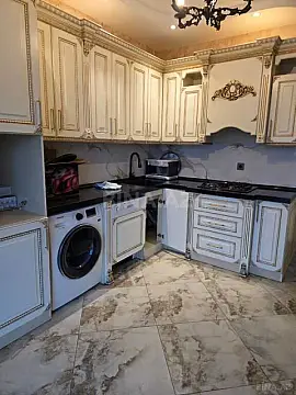 Kirayə verilir 3 otaqlı mənzil 148 m²