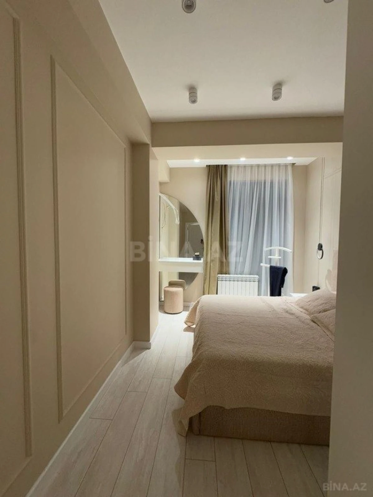 Satılır 2 otaqlı mənzil 75 m²