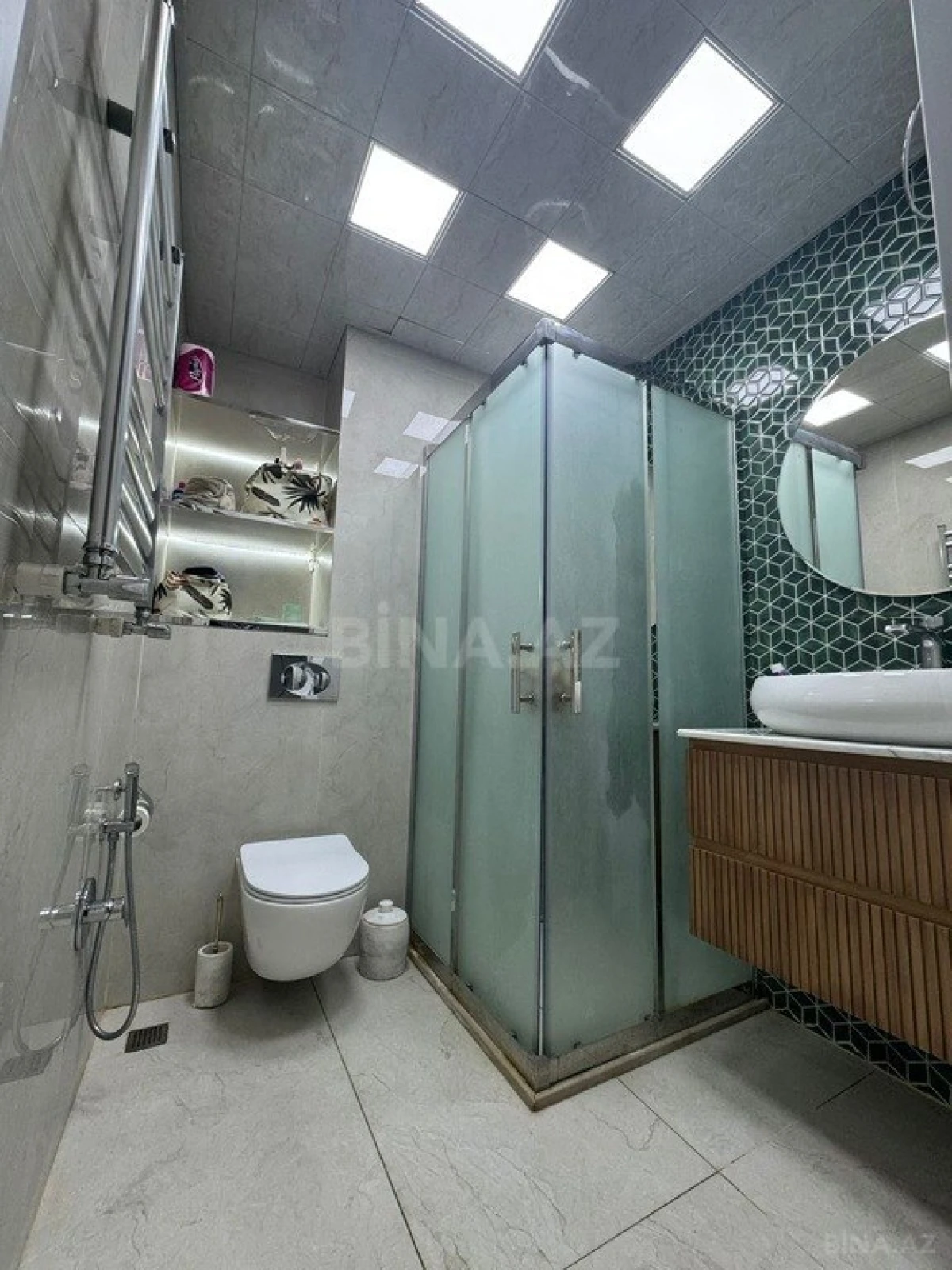 Satılır 2 otaqlı mənzil 75 m²
