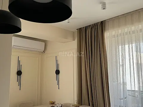 Satılır 2 otaqlı mənzil 75 m²