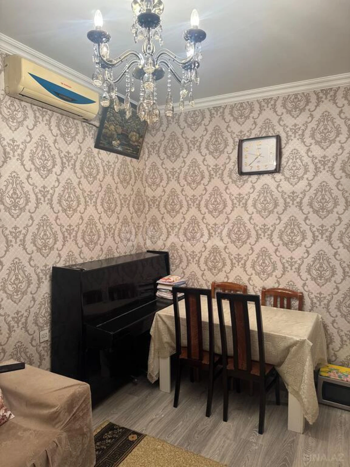 Satılır 2 otaqlı mənzil 42 m²