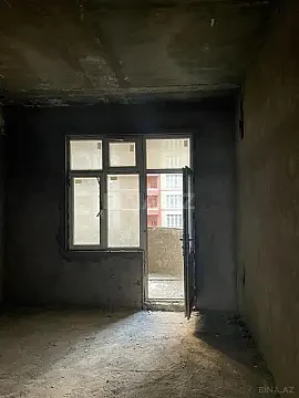 Satılır 3 otaqlı mənzil 137 m²