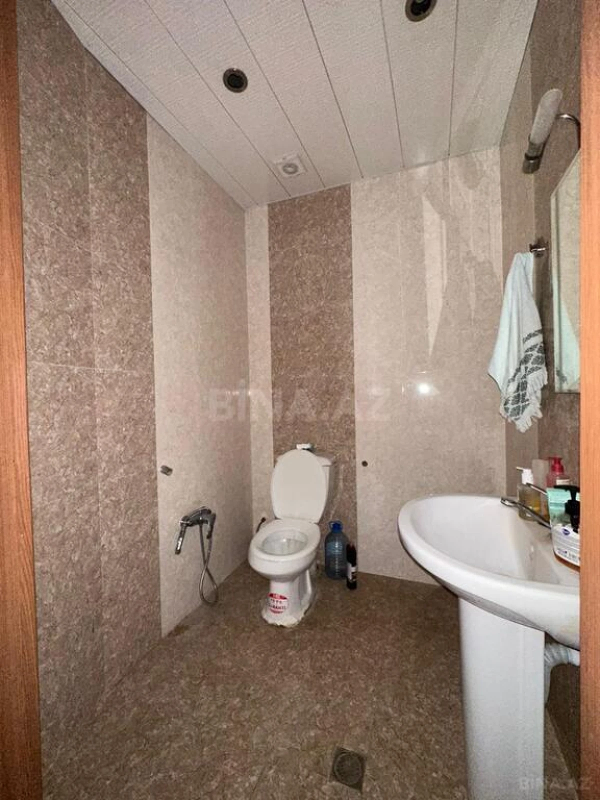 Satılır 3 otaqlı mənzil 127 m²