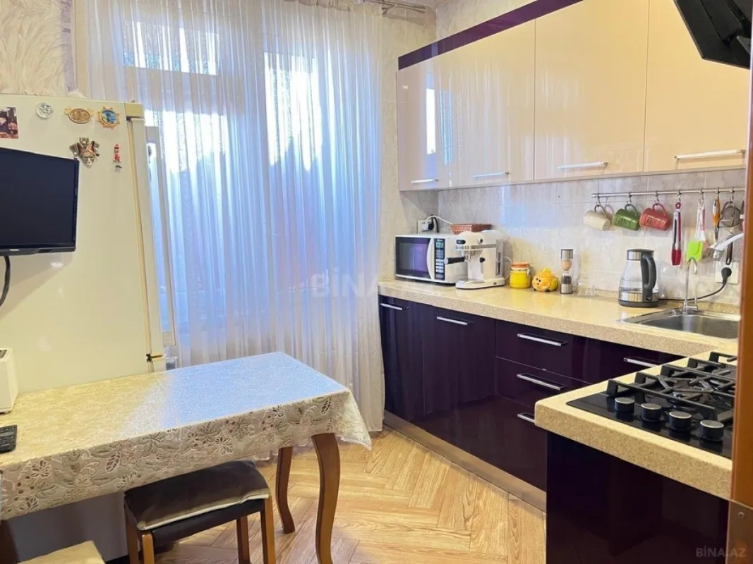 Satılır 2 otaqlı mənzil 65 m²